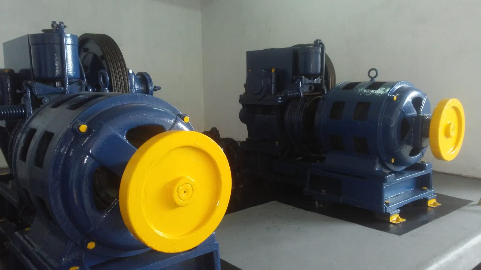 Antes - Revitalização do Motor do Elevador