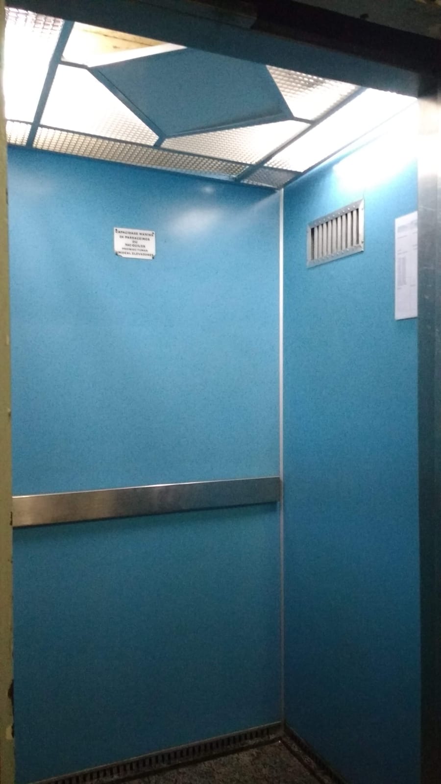 Antes - Modernização de Cabine - 2